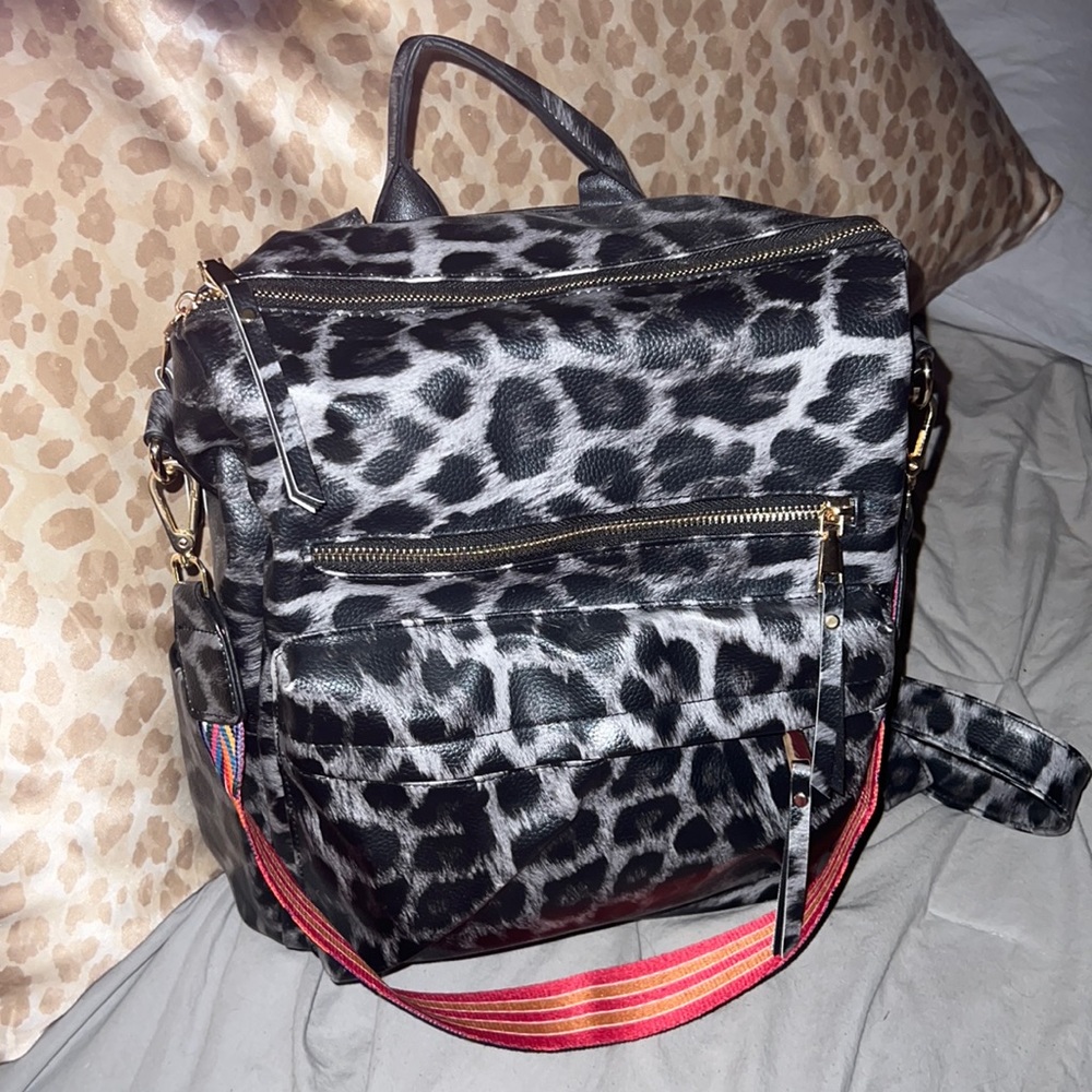 Gray leopard print backpack
